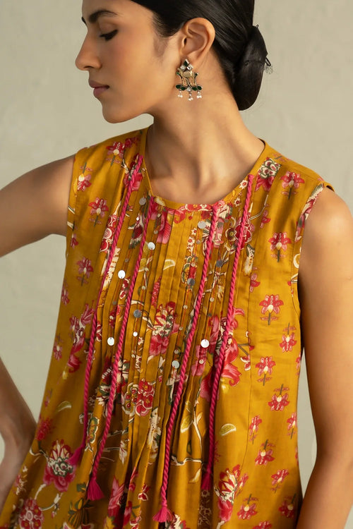 Mustard Phool Dori Pintuck Sleeveless Kurta Salwar Set