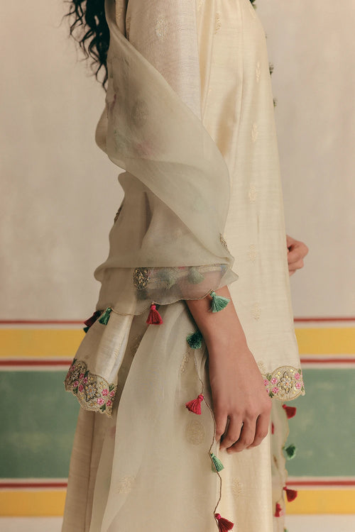 Ivory Jasmine Banarsi Kurta With Pants And Dupatta