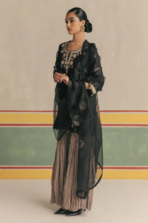 Black Zinnia Banarsi Kurta With Pants And Dupatta