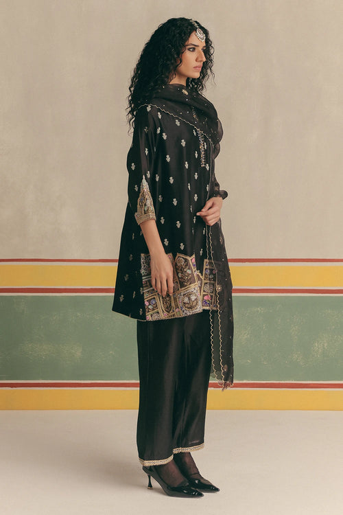 Black Koyal Banarsi Kurta With Pants And Dupatta