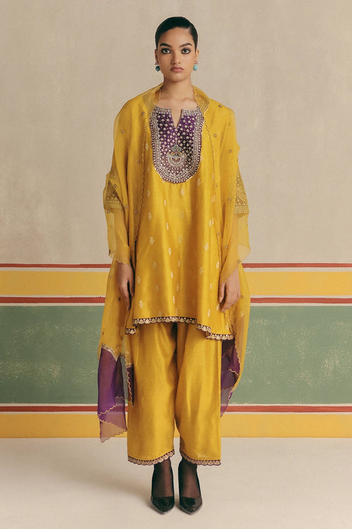 Yellow Chidiya Banarsi Kurta With Pants And Dupatta