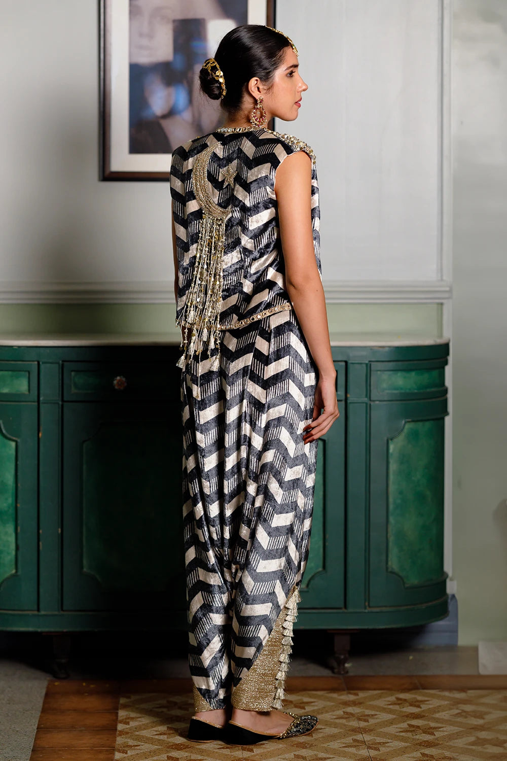 Fida Ladder Print Waist Coat With Bustier And Pant Set
