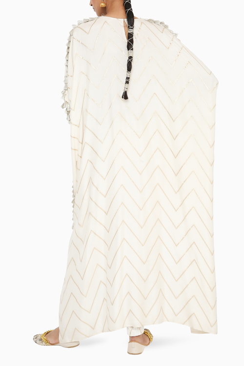 Aahna Off White Banarasi Kaftan With Jogger Pant