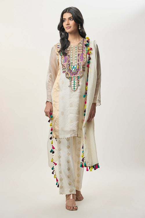Shirin Off-White Organza Embroidered Yoke Kurta With Brocade Palazzo And Mul Dupatta