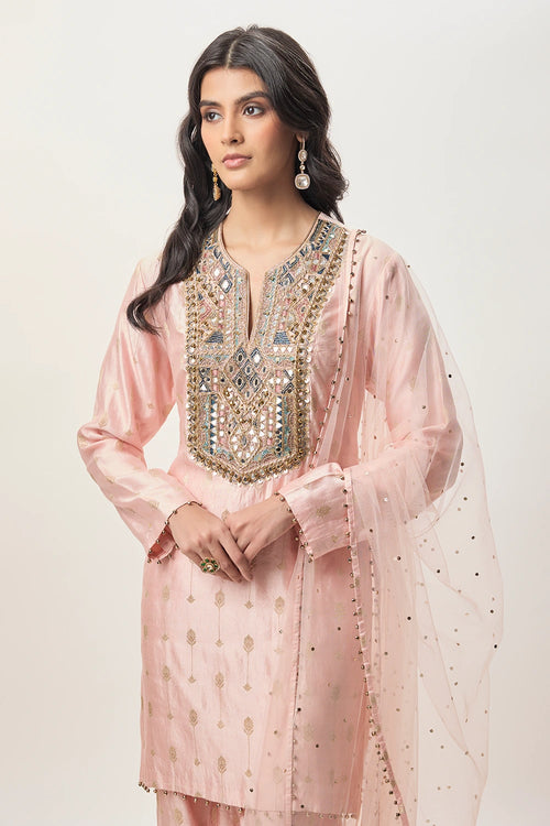 Farnaz Blush Pink Chiniya Silk Embroidered Yoke Kurta With Jogger Pant And Mukaish Net Dupatta