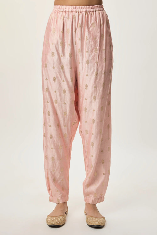 Farnaz Blush Pink Chiniya Silk Embroidered Yoke Kurta With Jogger Pant And Mukaish Net Dupatta