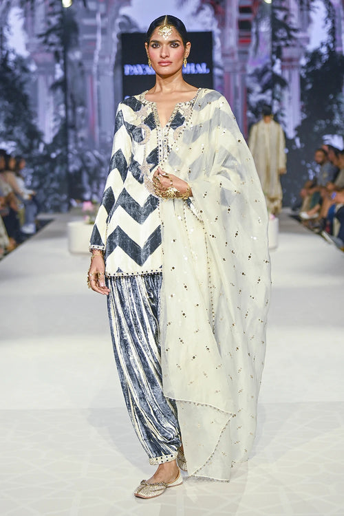 Asfi Black And White Embroidered Kurta And Salwar With Dupatta Set