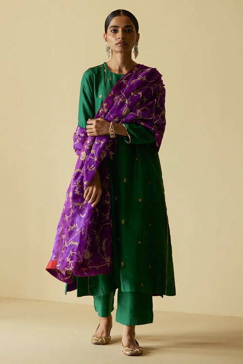 Panna Falaknuma Silk Kurta Set With Dupatta