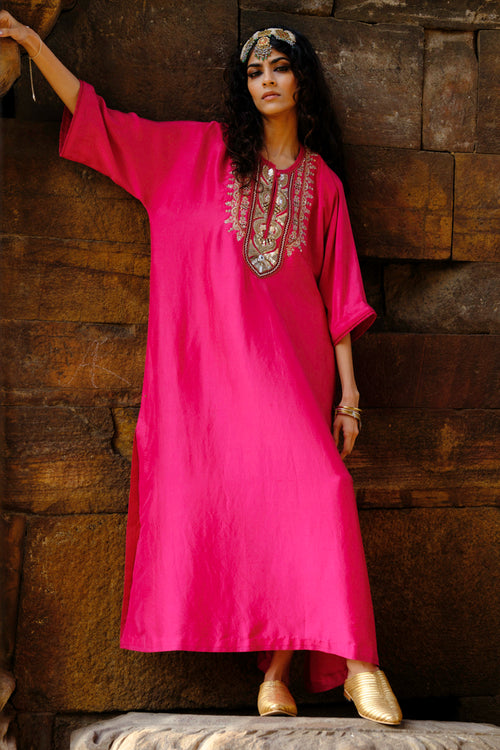 Leila Pink Kaftan