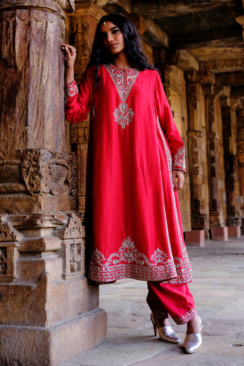 Vashit Red Kurta With Salwar