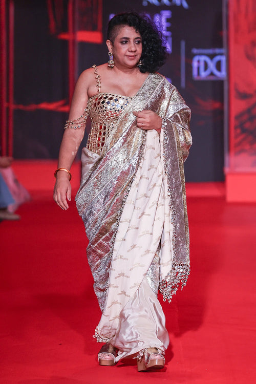 Tarakini Saree Set