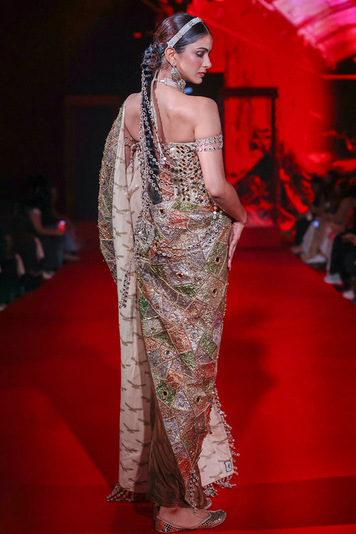 Rangrekha Saree Set