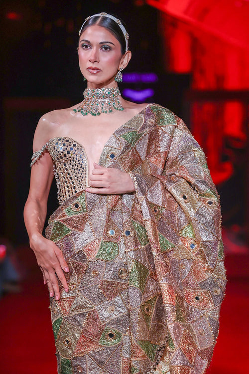 Rangrekha Saree Set