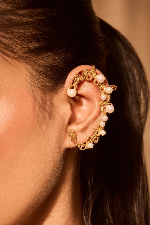 Rosette Pearl Ear Climber