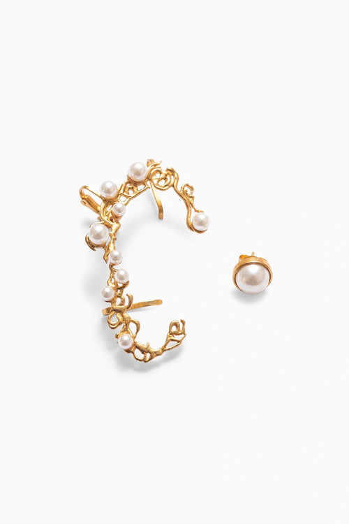 Rosette Pearl Ear Climber