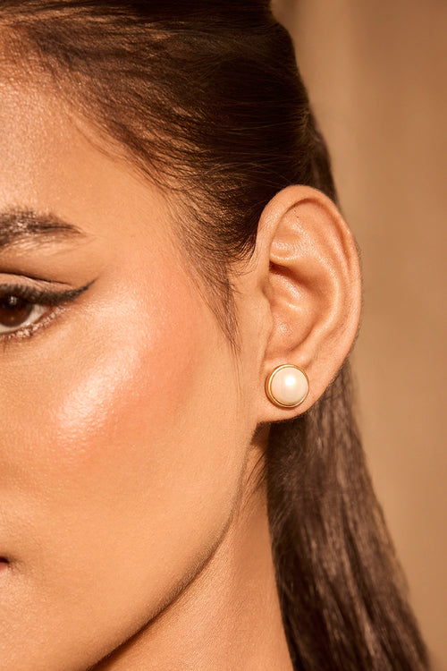 Rosette Pearl Ear Climber