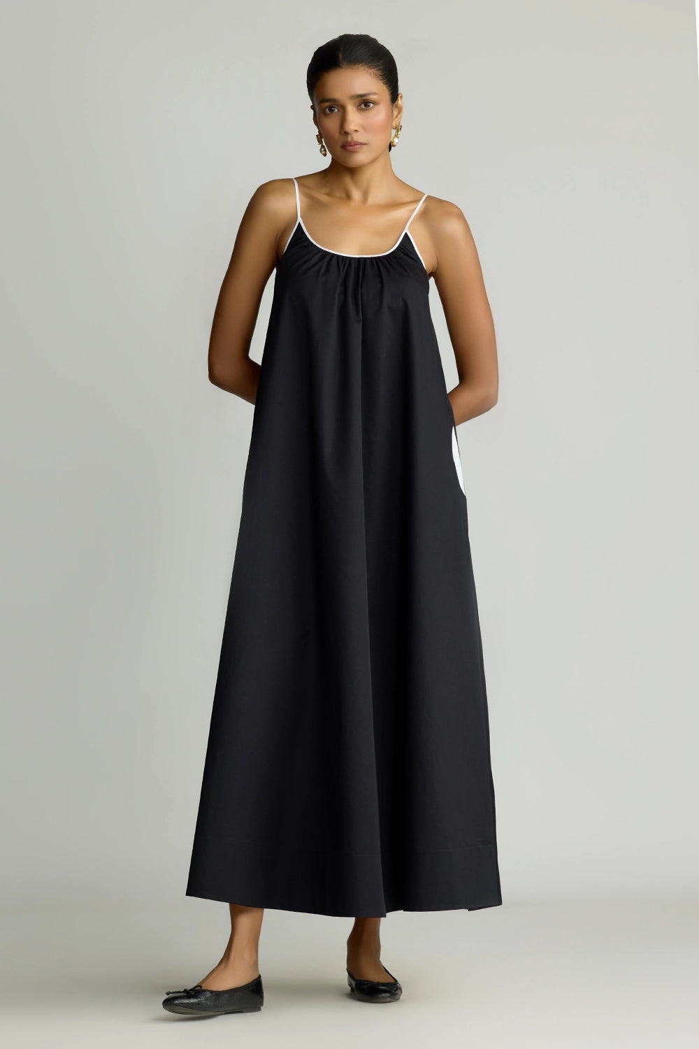 Black And White Egyptian Cotton Long Trapeze Dress