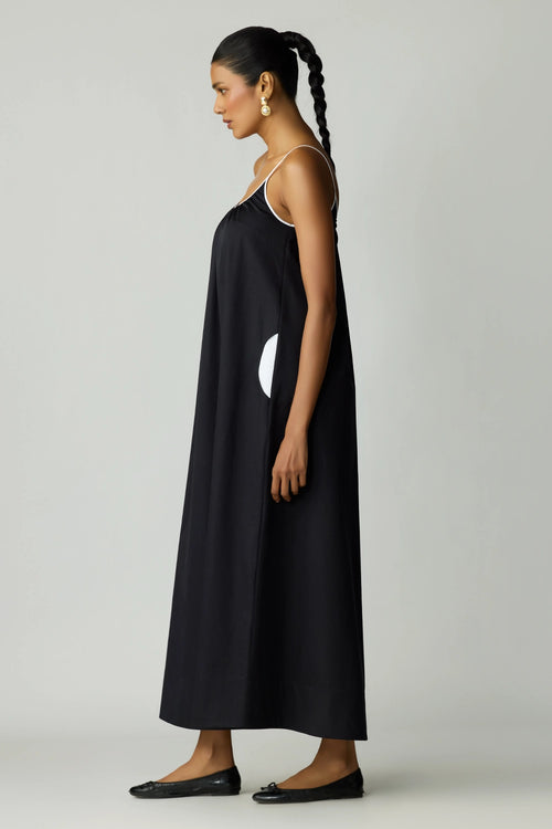 Black And White Egyptian Cotton Long Trapeze Dress