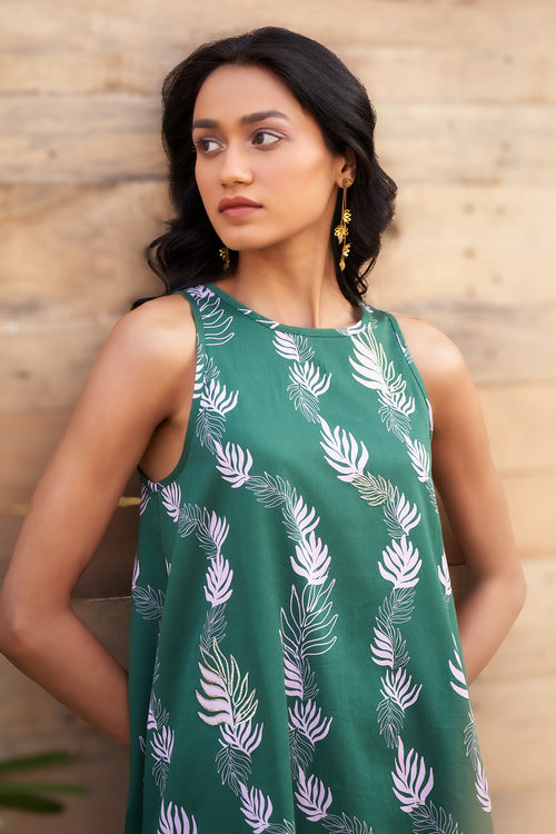 Green Base Leaf Printed Kurta Set
