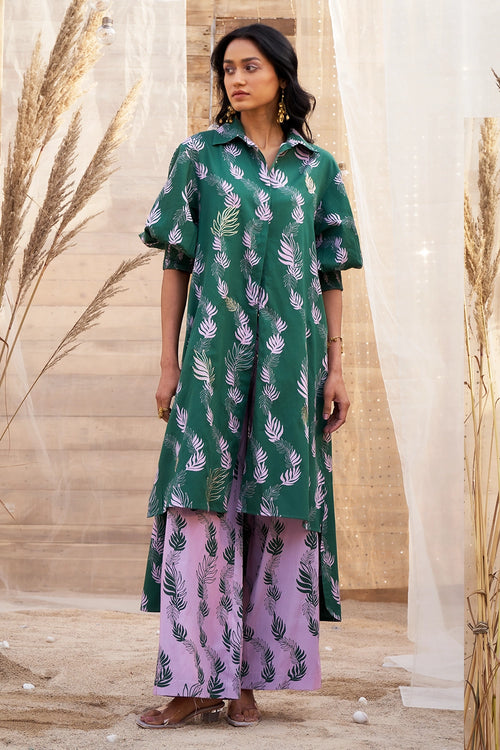 Green Charming Leaf-Print Kurta with Pink Flared Pants