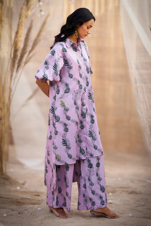 Pink Charming Leaf-Print Kurta with Flared Pants