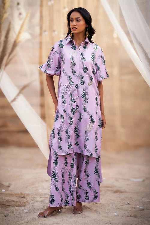 Pink Charming Leaf-Print Kurta with Flared Pants