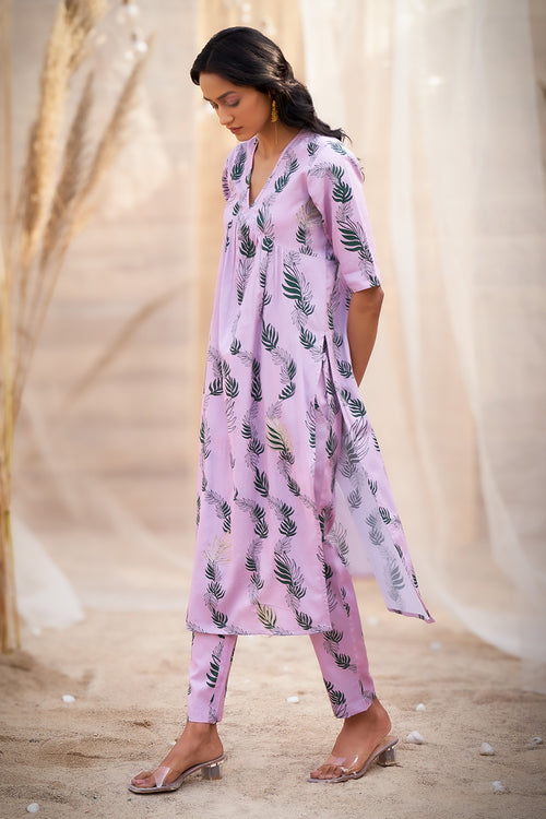 Elegant Pink Leaf-Printed Kurta Set with Dupatta