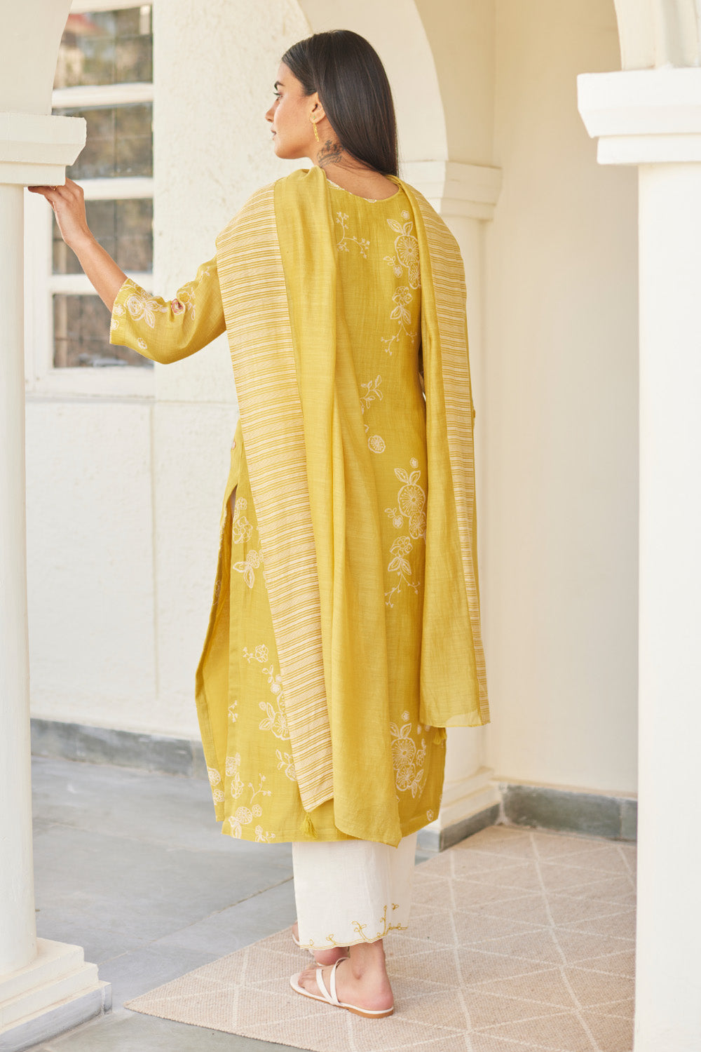 Rue Applique Kurta Set