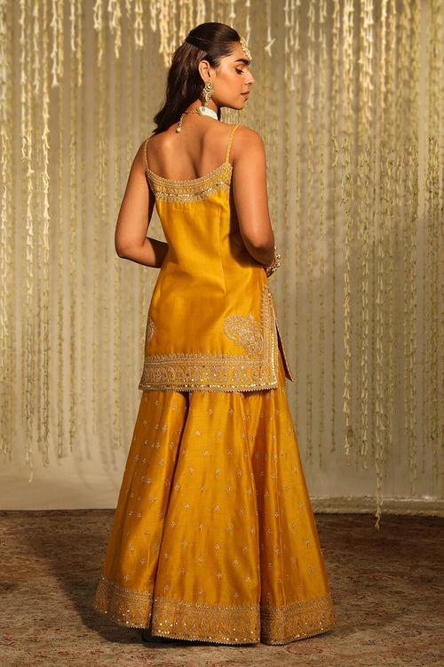 Aabroo Glaze Mustard Kurta Set