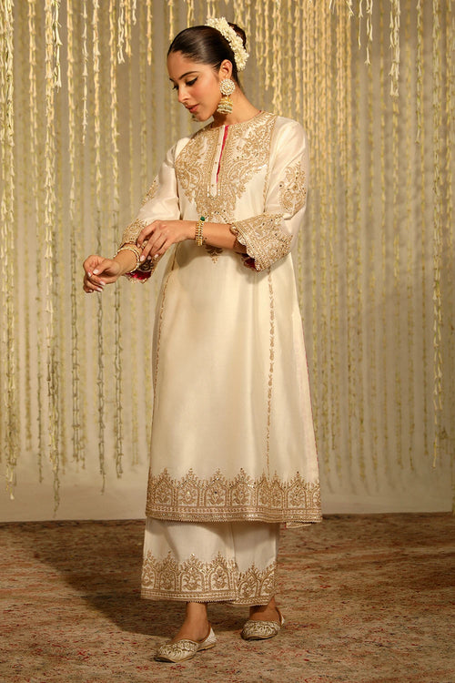 Mahika Daisy Ivory Kurta Set