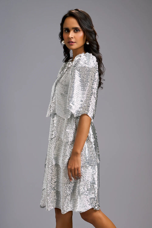 White Shimmer Knee-Length Dress with Round Neckline