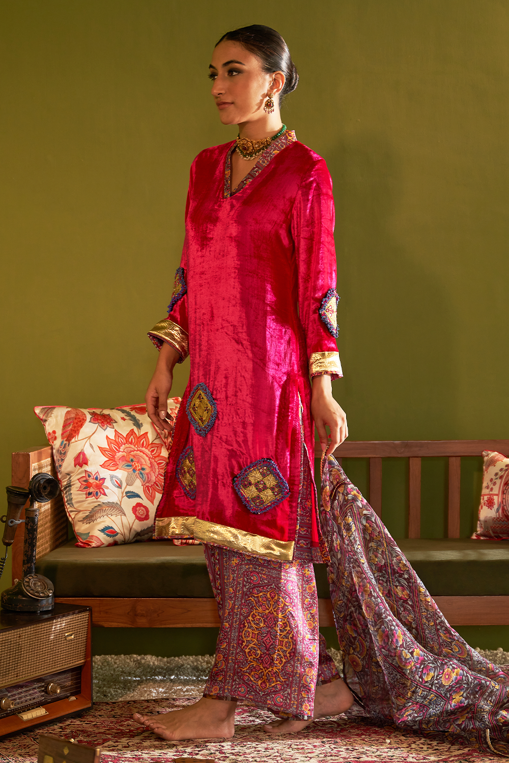 Saru Gulaab Velvet Kurta Set