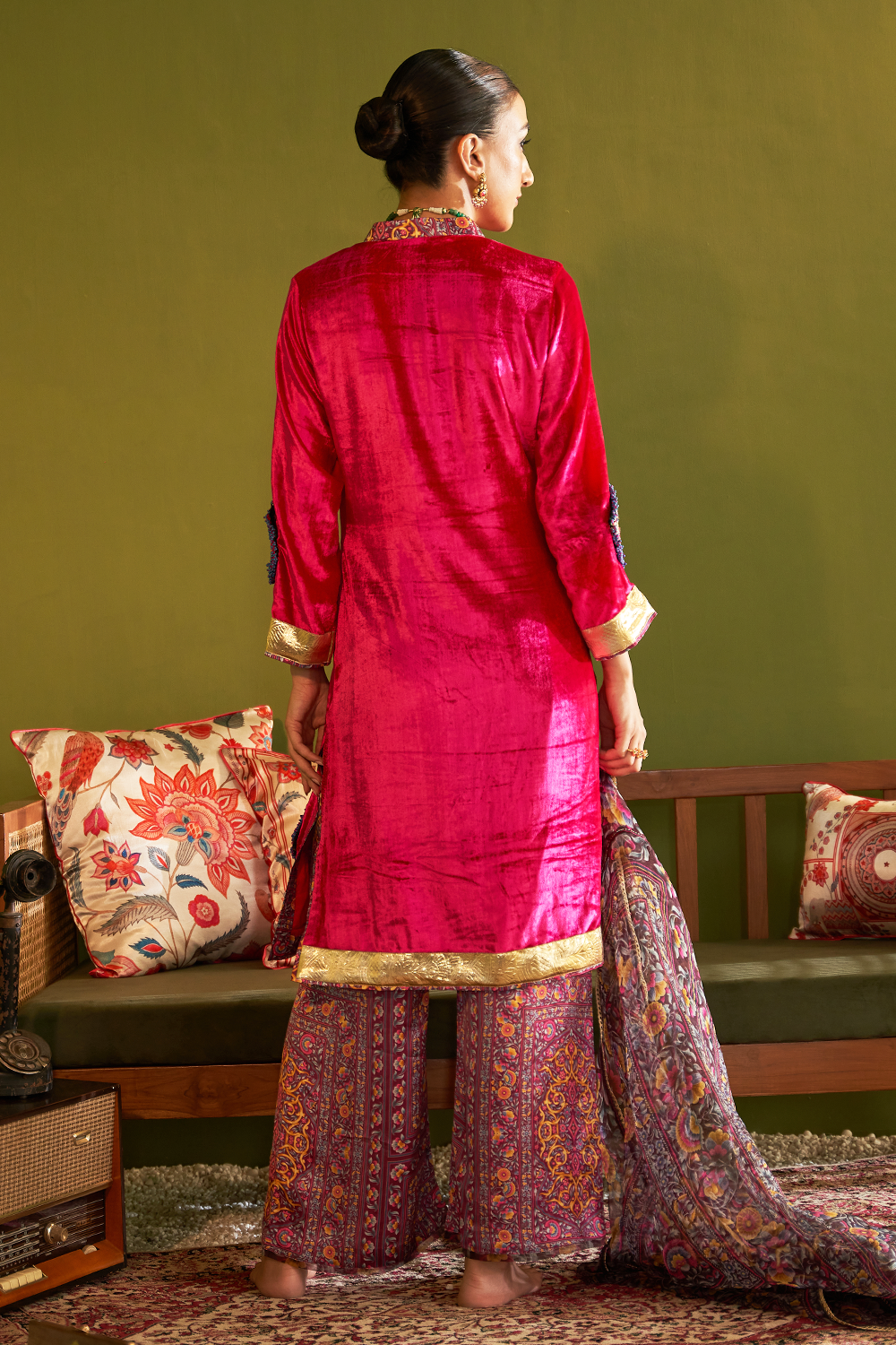 Saru Gulaab Velvet Kurta Set