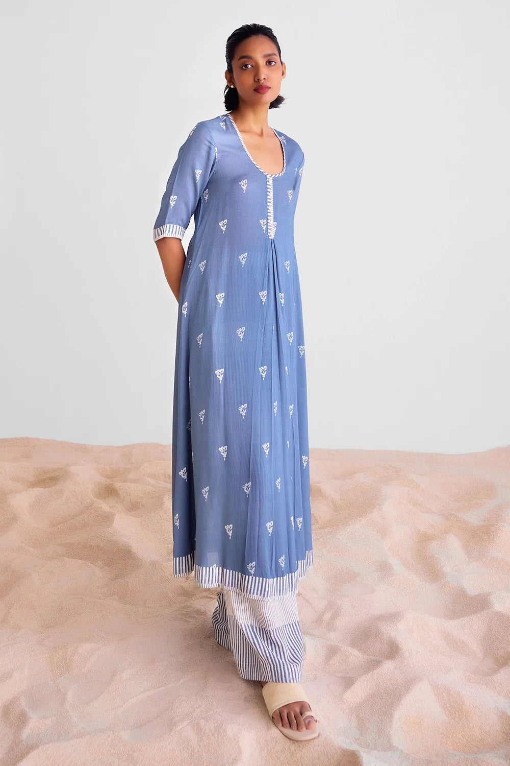 Blue Grey Kurta Set With Scarf