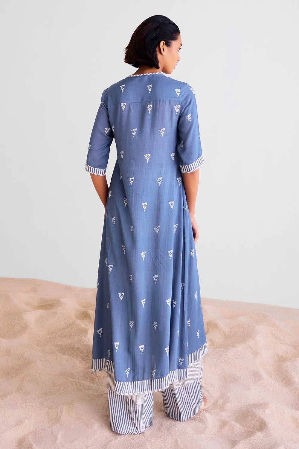 Blue Grey Kurta Set With Scarf