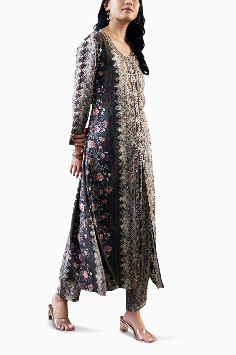 Dilara Embroidered Kurta Set