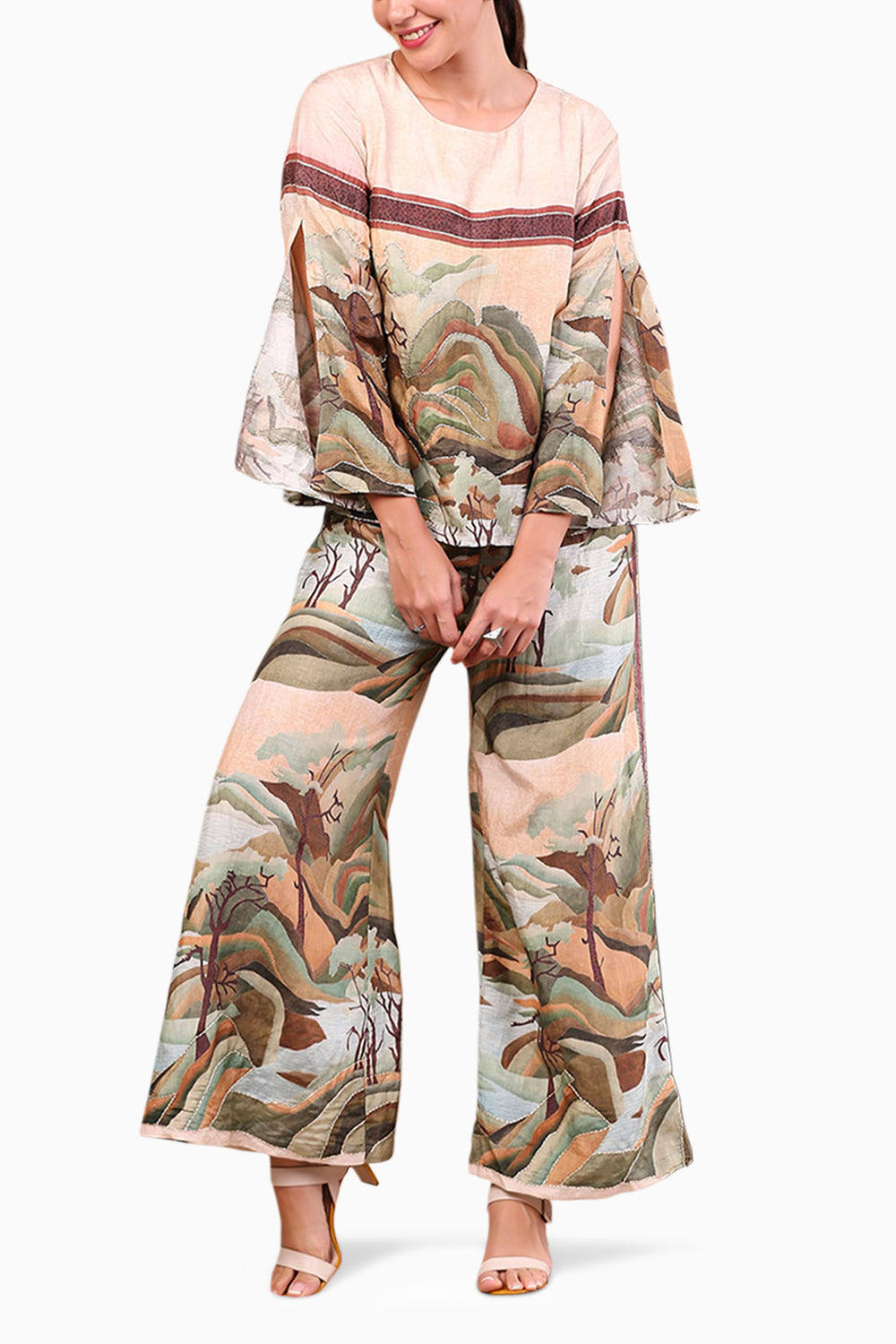 Conversational Printed Pant With Slited Sleeves Top