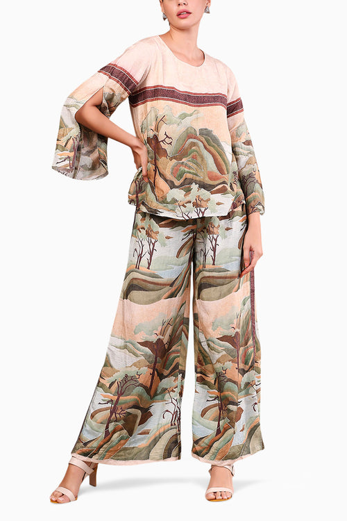 Conversational Printed Pant With Slited Sleeves Top