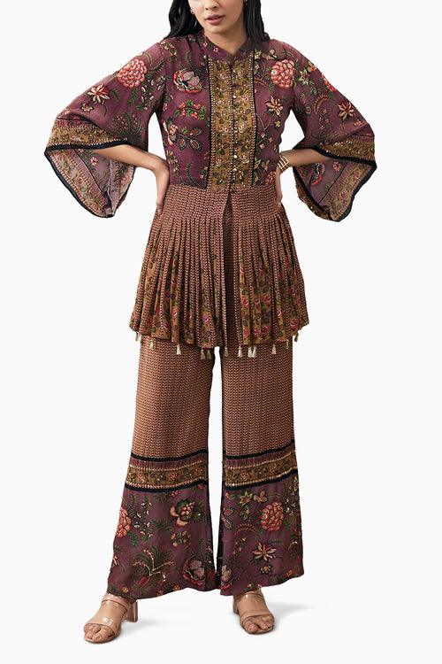 Mehr Embroidered Pink Kurta Set