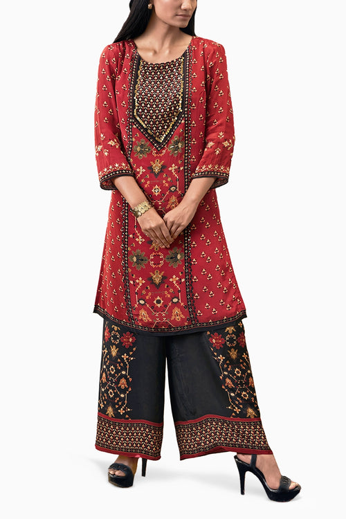 Zahra Embroidered Red And Black Kurta Set
