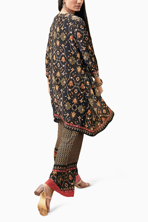 Zahra Embroidered Co-ord Set With Jacket
