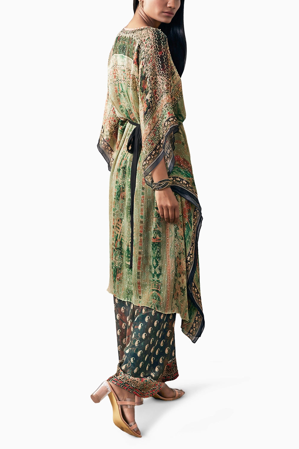 Ikaya Embroidered Kaftan Set With Belt