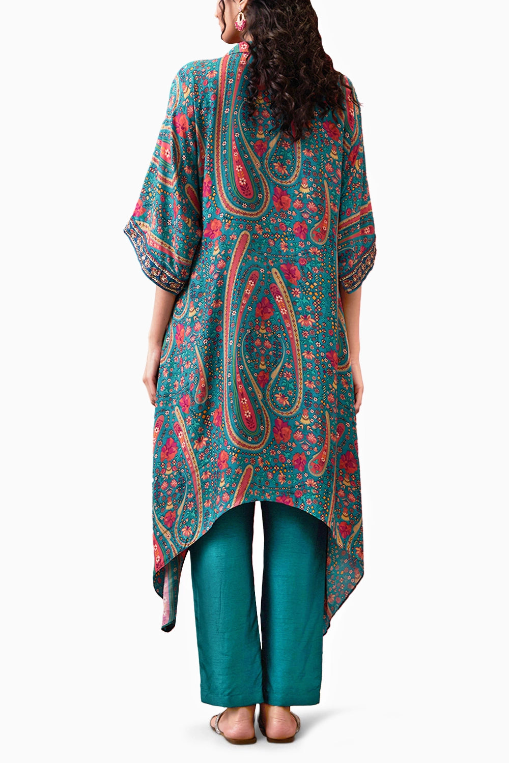 Qala Embroidered Asymmetric Kurta Set