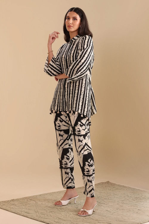 Naqsh Embellished Co-ord Set