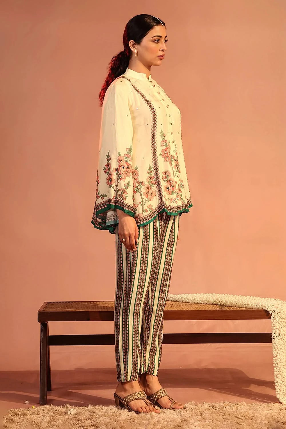 Tamaya Embroidered Kurta Set