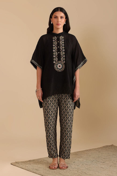 Eraya Embellished Kaftan Set