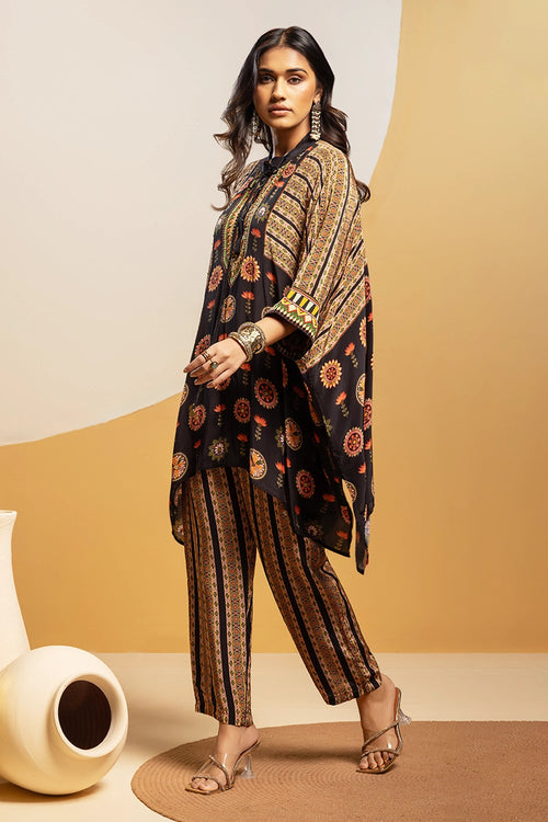 Taarani Embellished Kimono Kurta Set