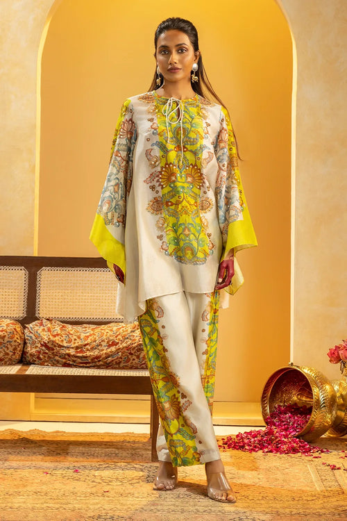 Rangtara Embellished Kurta Set