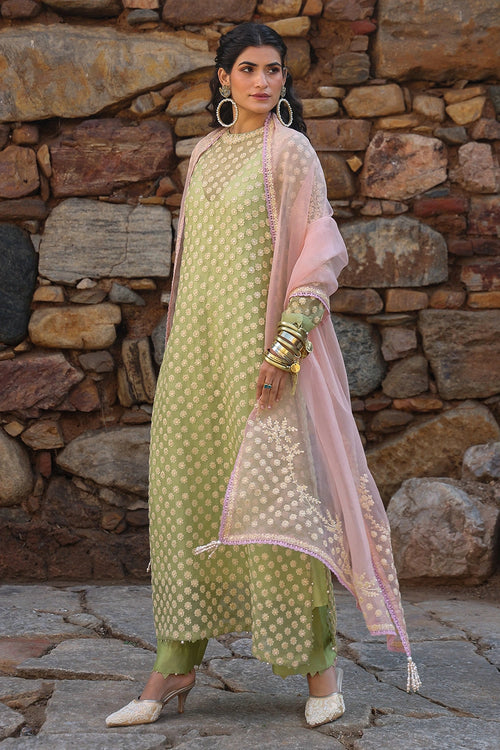 Vaayu Green Close Neck Kurta Set