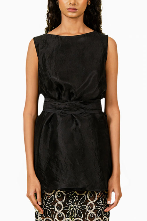 Black Boat Neck Sleeveless Top